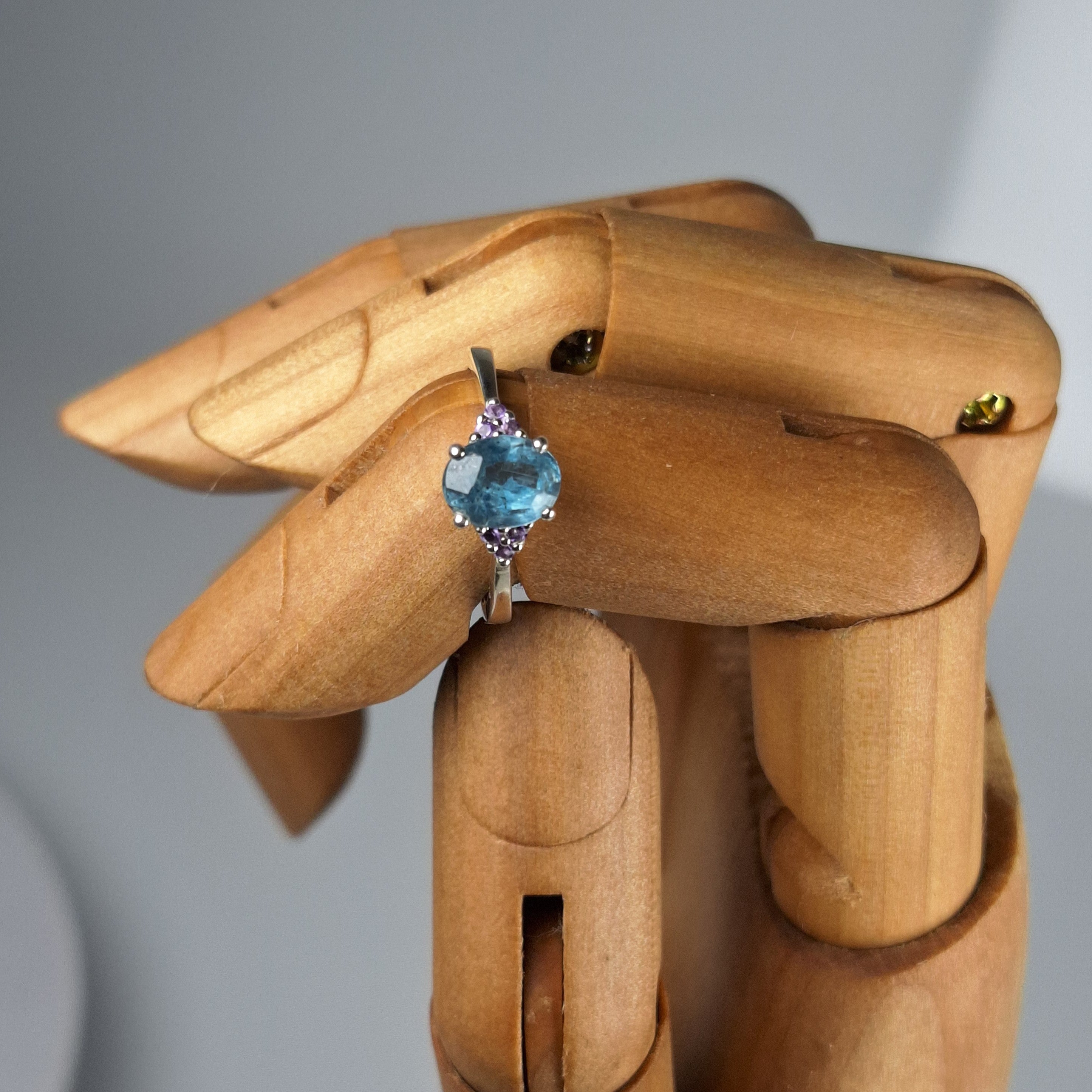 Silver Ring with Oval Teal Kyanite and Amethysts